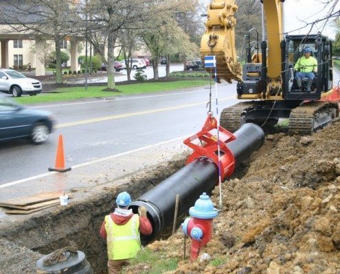 Thomas Construction Setting Pipe with the Kenco Pipe Lift