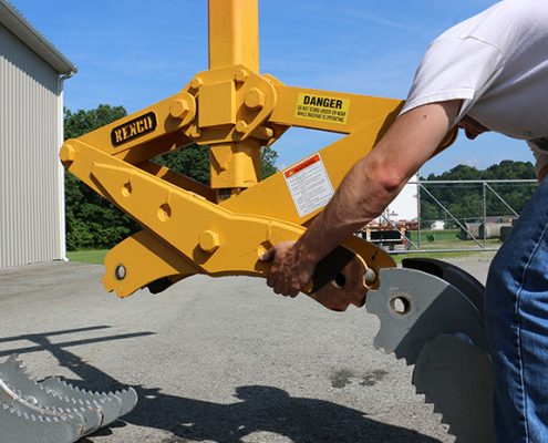 Kenco Superlift with Log Tines