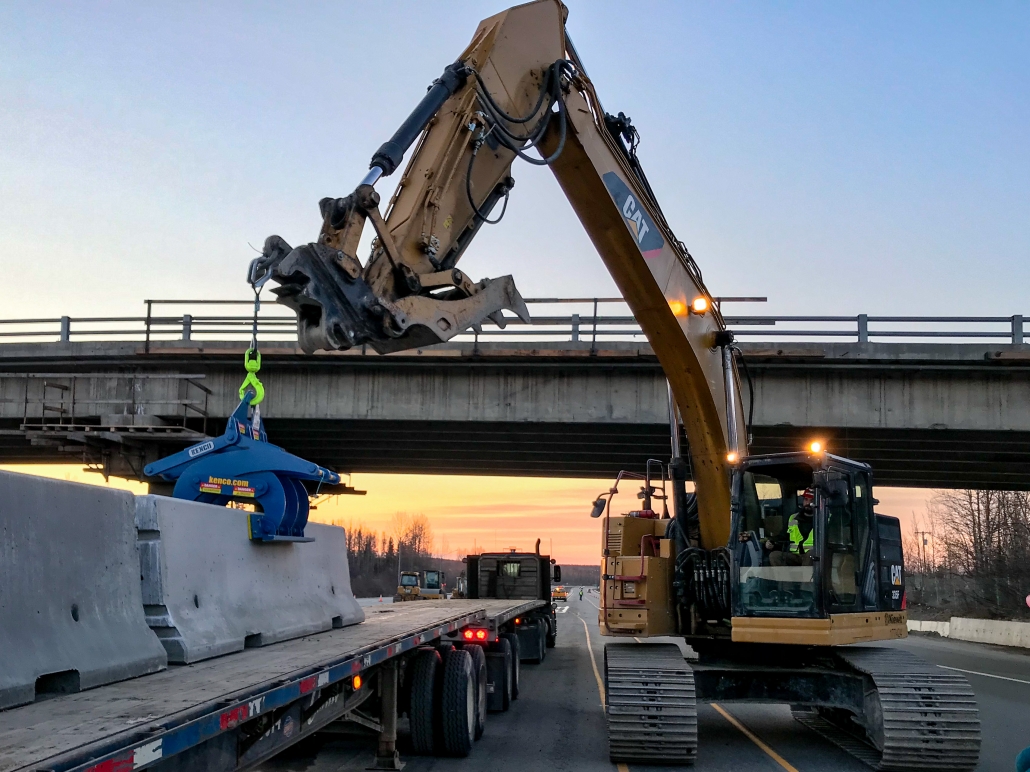 Manhole Lift System for easily placing and moving concrete structures