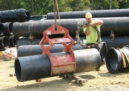 Quick Guide to Choosing the Right Lifting Attachments